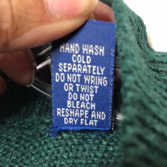 Karen Scott Green Winter Sweater with Snowmen and Snowflakes Petite Medium - Picture 4 of 11